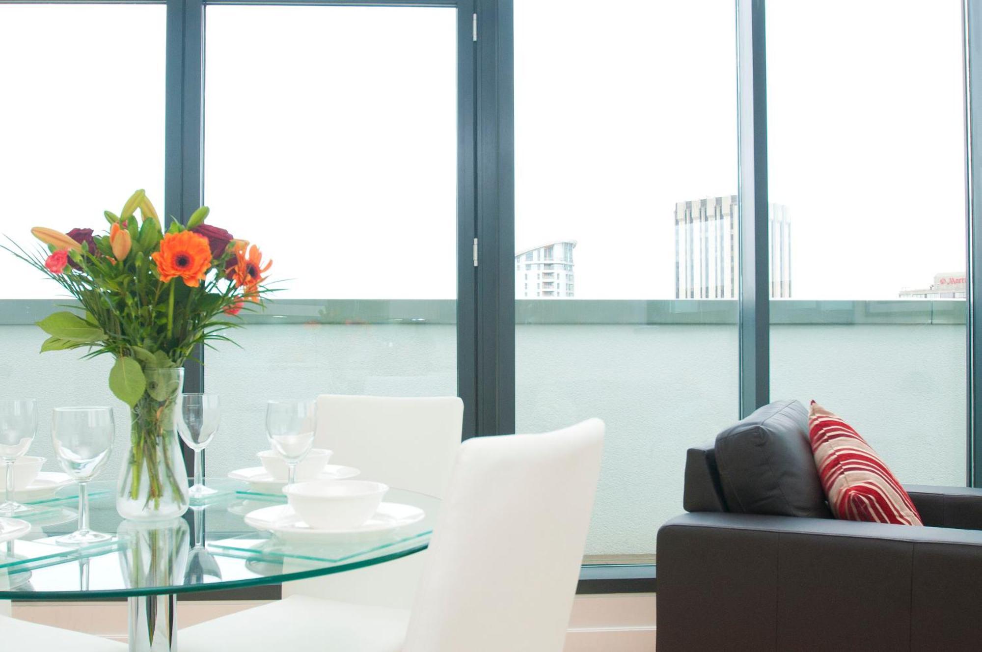 Cleyro Serviced Apartments - Finzels Reach Bristol Kültér fotó